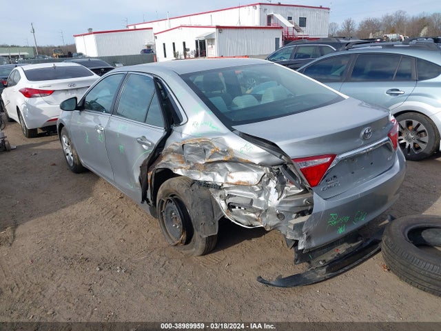 Toyota CAMRY LE 2016 4T4BF1FKXGR536304 Image 3