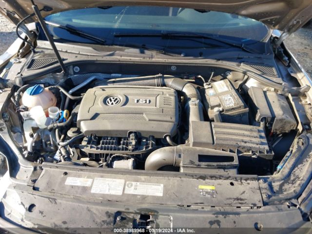 1VWBS7A39GC018135 Volkswagen Passat 1.8t Se