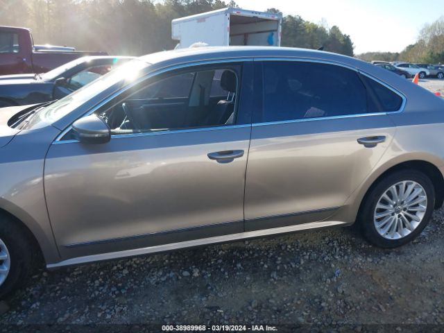 1VWBS7A39GC018135 Volkswagen Passat 1.8t Se