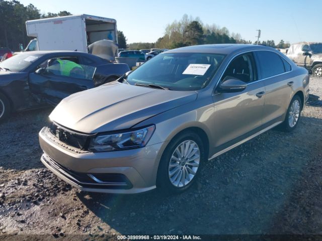 1VWBS7A39GC018135 Volkswagen Passat 1.8t Se