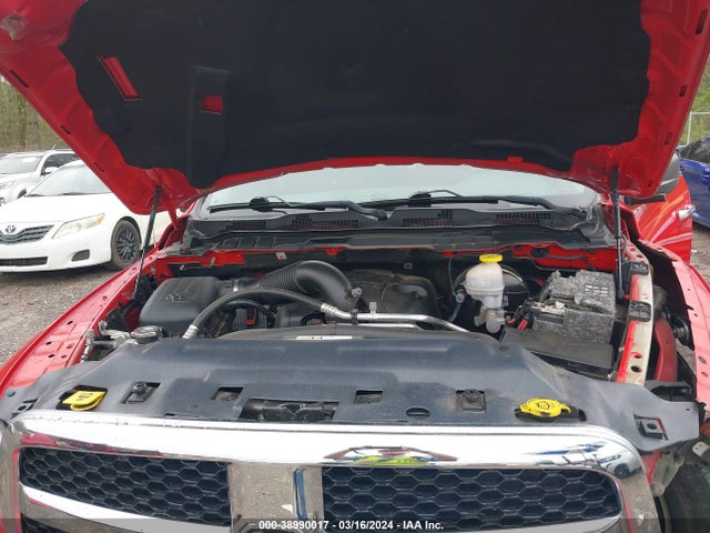 1C6RR6GT4JS104973 RAM 1500 Slt Quad Cab 4x2 6'4 Box