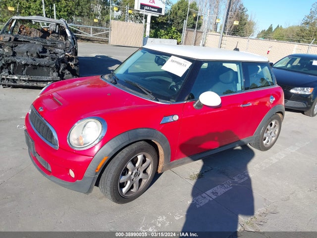 2010 MINI COOPER S WMWMF7C52ATZ34643 Photo 1