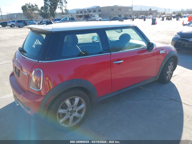 2010 MINI COOPER S WMWMF7C52ATZ34643 Photo 3