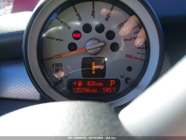 2010 MINI COOPER S WMWMF7C52ATZ34643 Photo 6
