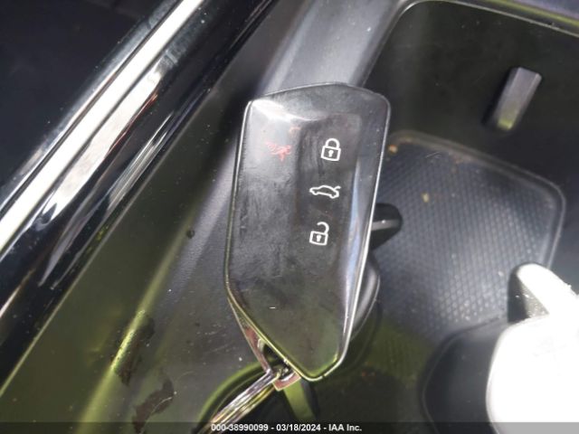 1V2CMPE8XPC034608 Volkswagen ID.4 PRO