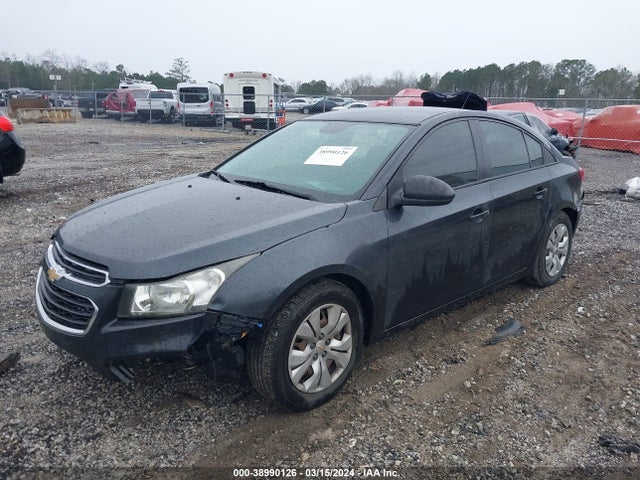 Chevrolet Cruze Ls Auto 2015 1G1PA5SH6F7262433 Image 2
