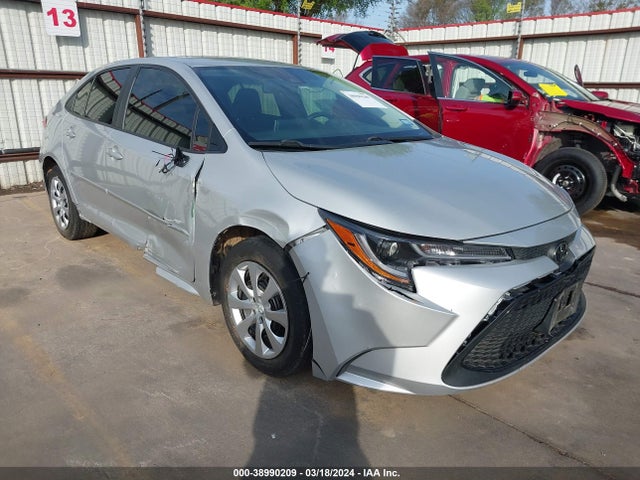 Toyota COROLLA LE 2020 5YFEPRAE2LP100479 главное изображение