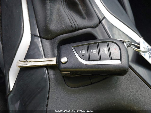 Toyota COROLLA LE 2020 5YFEPRAE2LP100479 Image 11