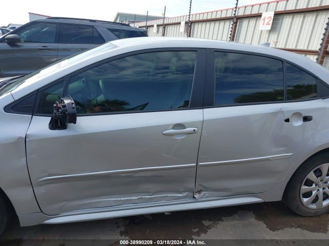 Toyota COROLLA LE 2020 5YFEPRAE2LP100479 Image 14