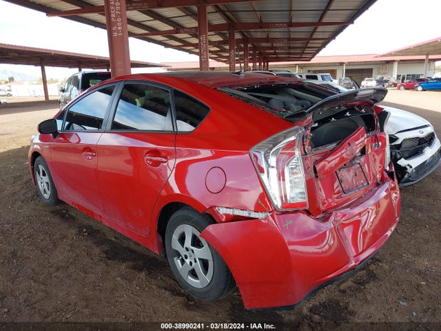Toyota Prius Three 2014 JTDKN3DU9E1749163 Image 3