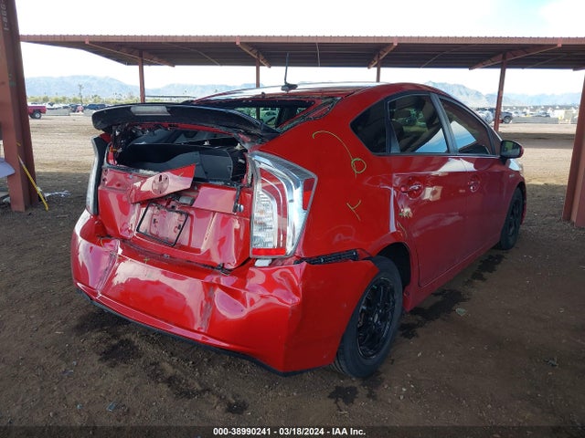 Toyota Prius Three 2014 JTDKN3DU9E1749163 Image 4