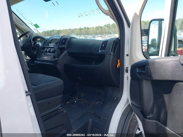 3C6TRVCG3KE509462 RAM Promaster 2500 High Roof 136 Wb
