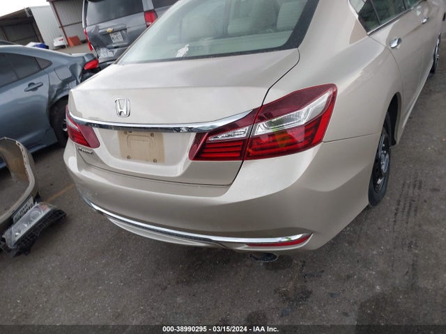 Honda ACCORD LX 2017 1HGCR2F37HA010497 Image 16