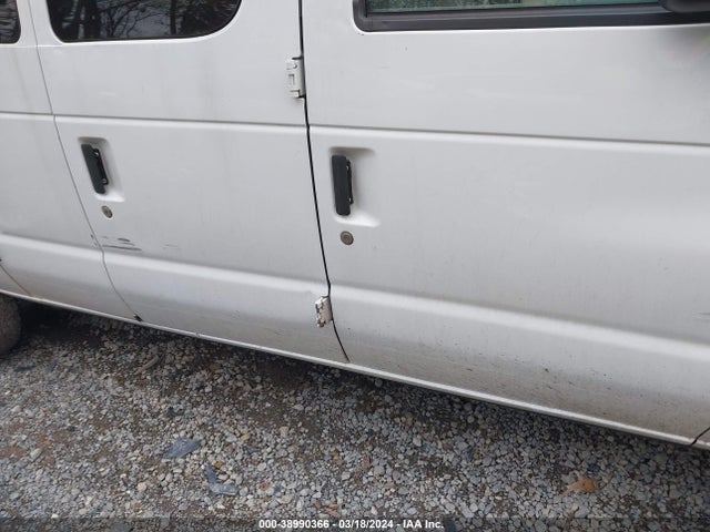 Ford E-350 Super Duty Xlt 2014 1FBNE3BL3EDB03868 Image 18