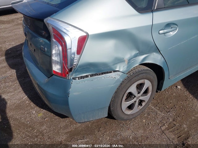 Toyota Prius Three 2014 JTDKN3DU6E1754420 Image 6