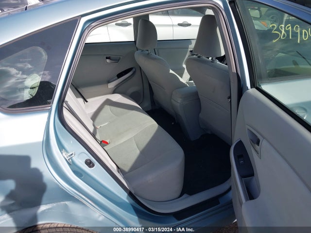 Toyota Prius Three 2014 JTDKN3DU6E1754420 Image 8
