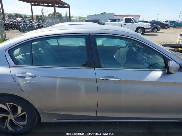 Honda ACCORD LX 2017 1HGCR2F38HA125724 Image 14