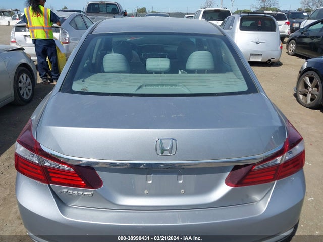 Honda ACCORD LX 2017 1HGCR2F38HA125724 Image 17