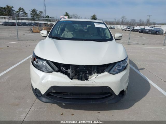JN1BJ1CR5JW269019 Nissan Rogue Sport Sv