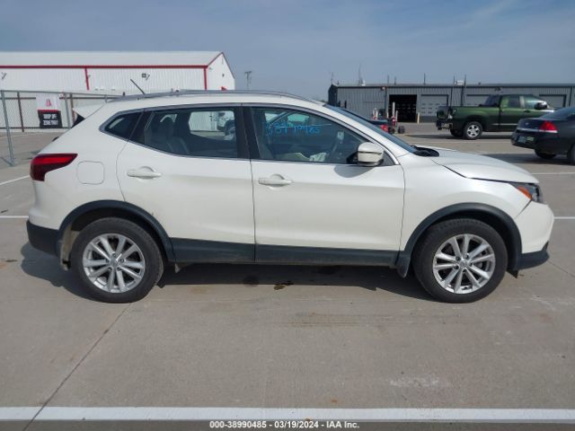 JN1BJ1CR5JW269019 Nissan Rogue Sport Sv