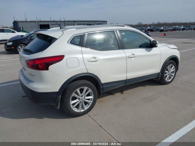 JN1BJ1CR5JW269019 Nissan Rogue Sport Sv
