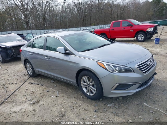 Hyundai SONATA SE 2016 5NPE24AF4GH312085 Image 1