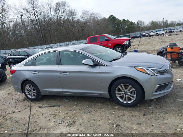 Hyundai SONATA SE 2016 5NPE24AF4GH312085 Image 13