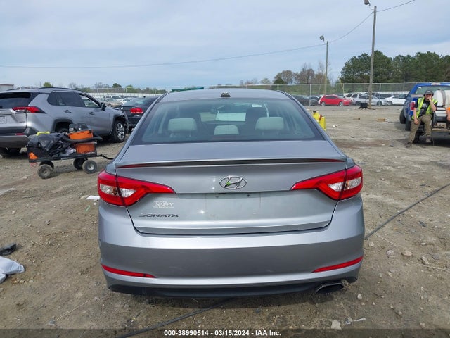 Hyundai SONATA SE 2016 5NPE24AF4GH312085 Image 16