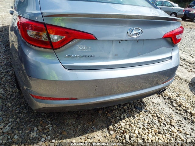 Hyundai SONATA SE 2016 5NPE24AF4GH312085 Image 17