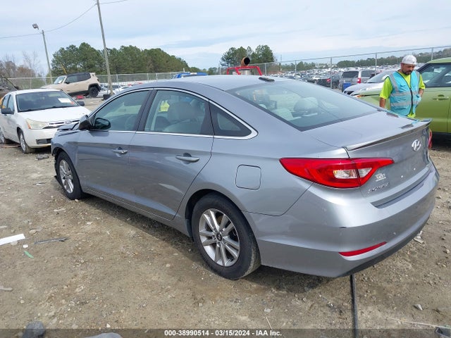 Hyundai SONATA SE 2016 5NPE24AF4GH312085 Image 3