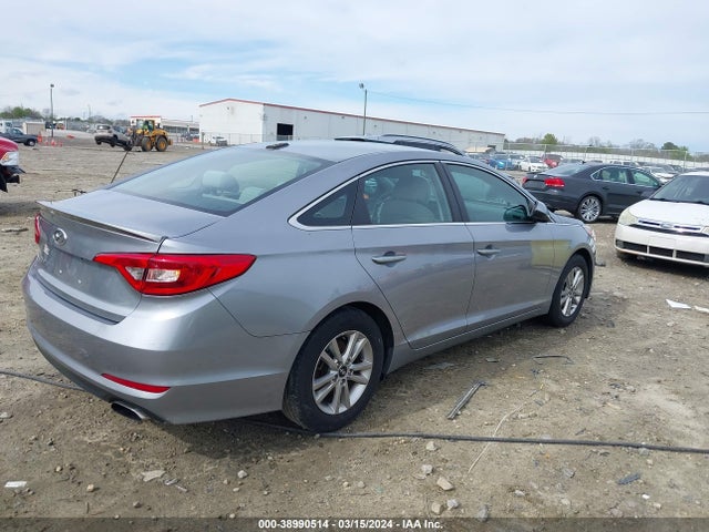 Hyundai SONATA SE 2016 5NPE24AF4GH312085 Image 4