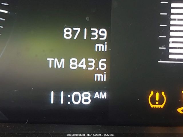 7JR102FK6KG013548 Volvo S60 T5 Momentum