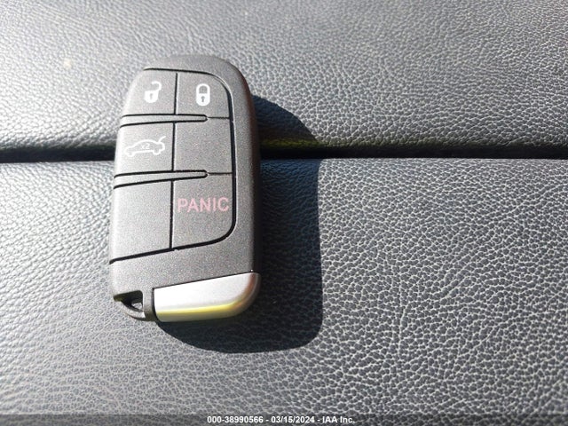 ZN661XUS9HX225806 Maserati Levante