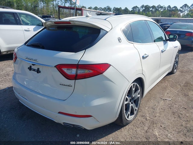 ZN661XUS9HX225806 Maserati Levante