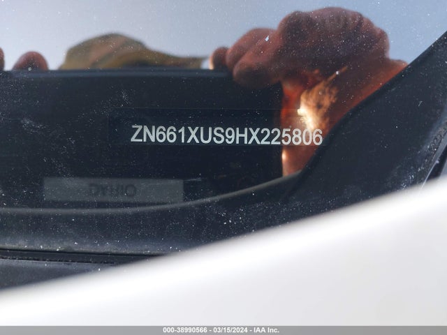 ZN661XUS9HX225806 Maserati Levante