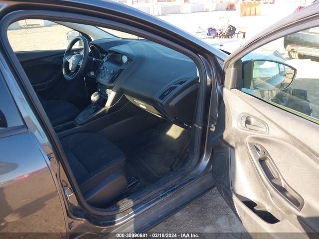 Ford FOCUS S 2018 1FADP3E29JL216606 Image 5
