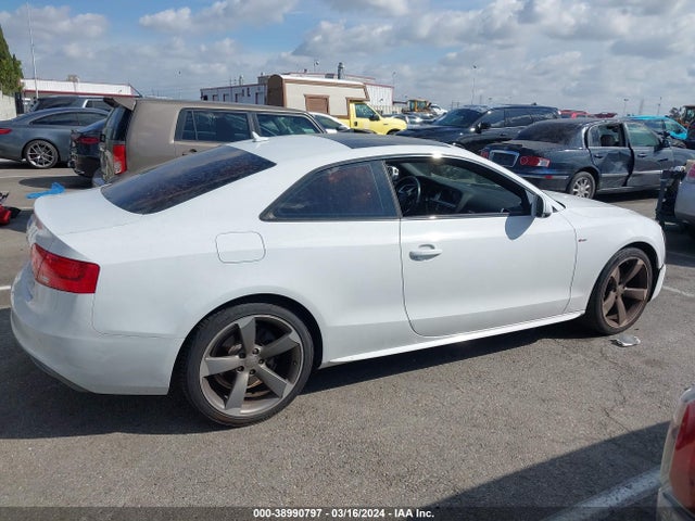 Audi A5 2.0t Premium 2016 WAUM2AFR2GA024485 Image 13