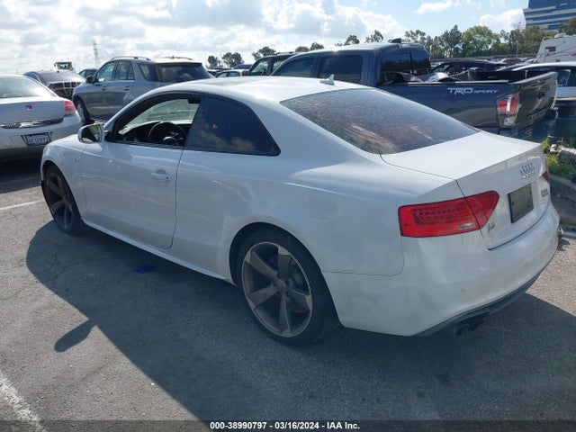 WAUM2AFR2GA024485 Audi A5 2.0t Premium