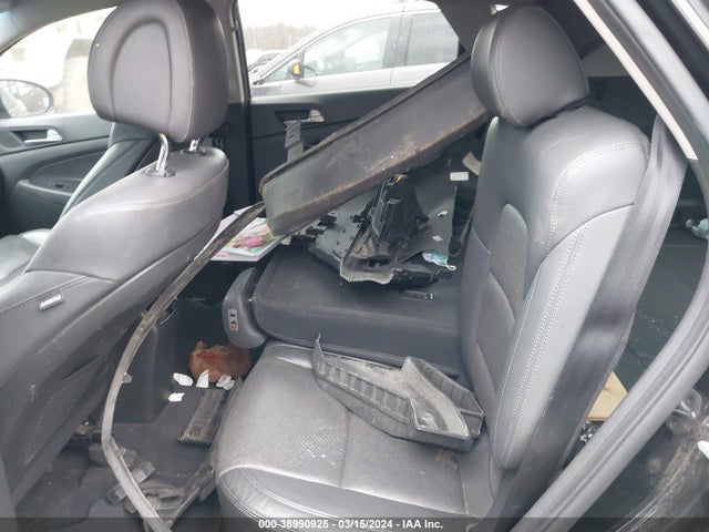 Hyundai Tucson Se Plus 2017 KM8J3CA42HU520294 Image 8