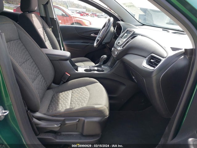 Chevrolet EQUINOX LT 2019 2GNAXKEV0K6135335 Image 5