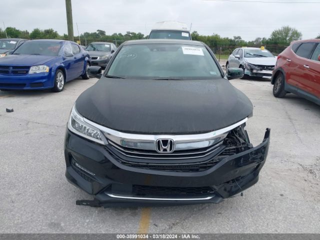 1HGCR3F94HA022598 Honda Accord Touring V6