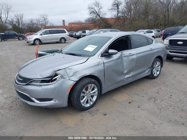 Chrysler 200 Limited 2015 1C3CCCAB3FN698030 Image 2