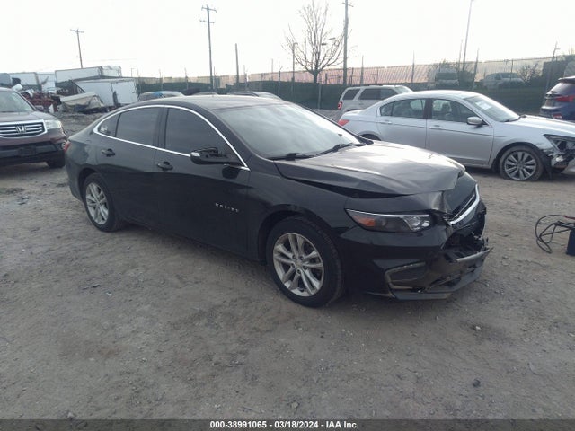 2018 1G1ZD5ST3JF153737 main image