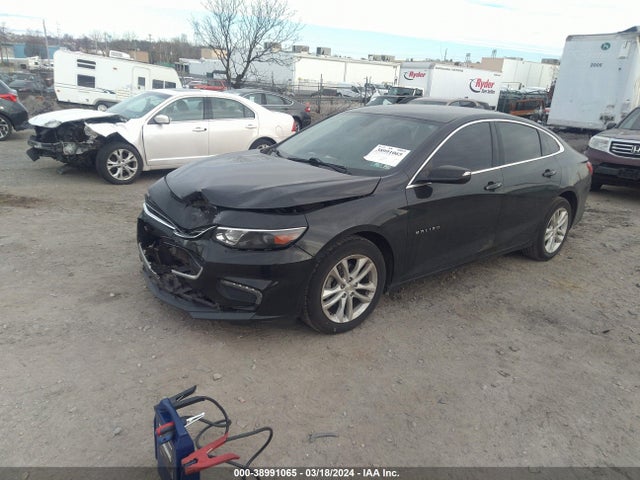 Chevrolet MALIBU LT 2018 1G1ZD5ST3JF153737 Image 2