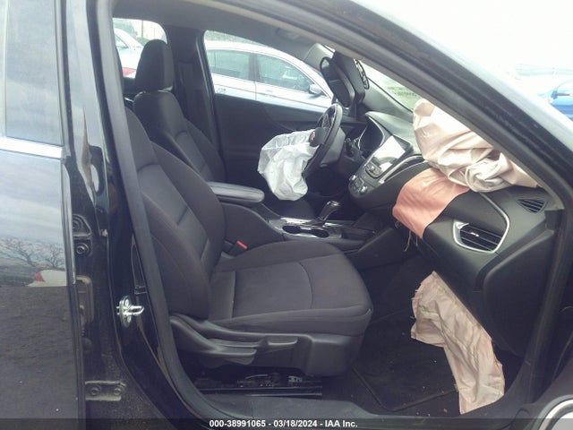 Chevrolet MALIBU LT 2018 1G1ZD5ST3JF153737 Image 5