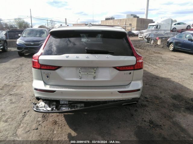 YV4102WK0M1072080 Volvo V60 Cross Country T5