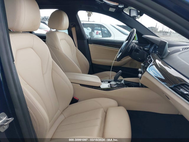 WBAJA9C58JB250795 BMW 530e Iperformance
