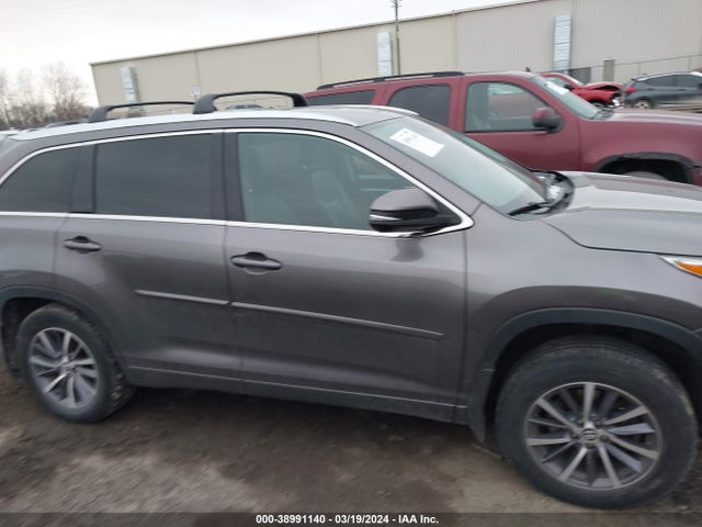 Toyota Highlander Xle 2017 5TDJZRFH3HS376759 Image 13