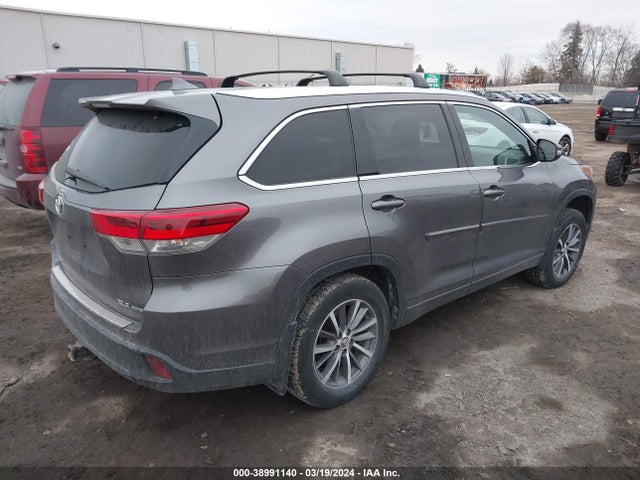Toyota Highlander Xle 2017 5TDJZRFH3HS376759 Image 4