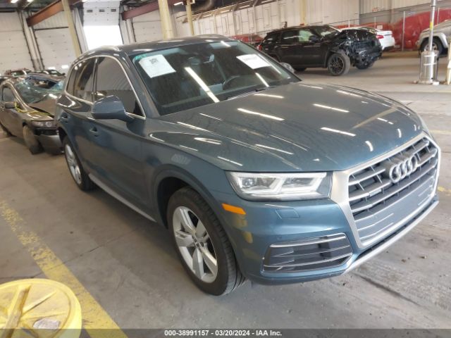 38991157 :رقم المزاد ، WA1BNAFY2J2011353 vin ، 2018 Audi Q5 2.0t Premium/2.0t Tech Premium مزاد بيع